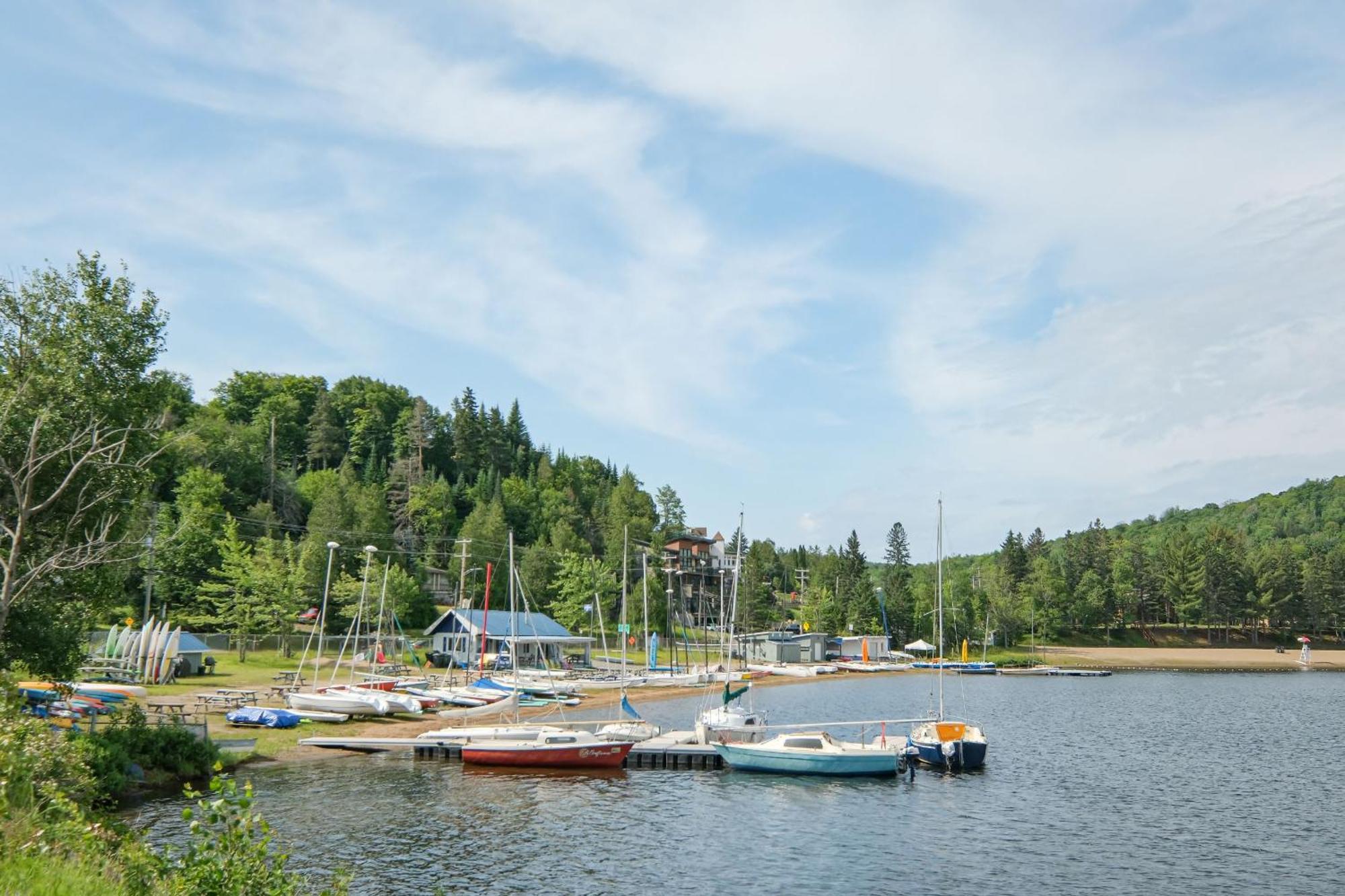 Les Lofts Du Lac Des Sables By Kasania Sainte-Agathe-des-Monts Exterior photo